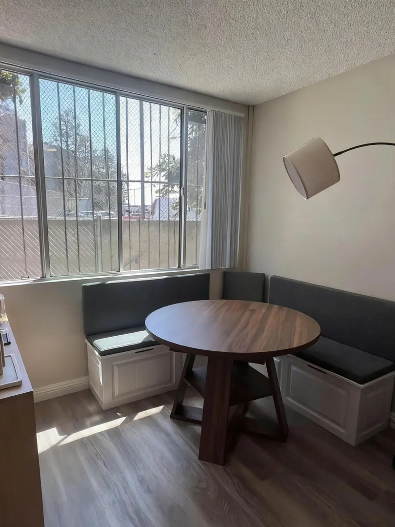 UCLA洛杉磯2b｜帶家具車位｜急拼室友