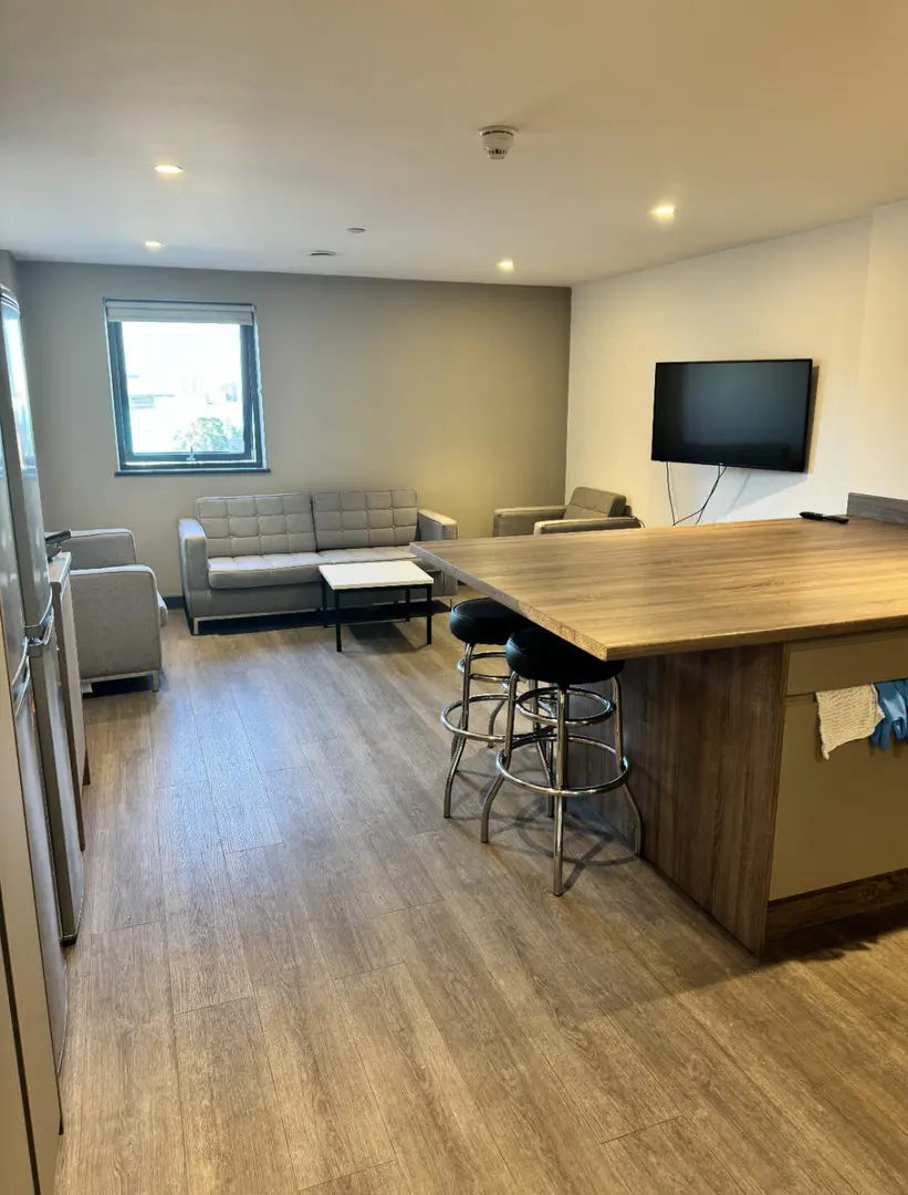 華威大學打算回去啦😭這個🏠求接119pw