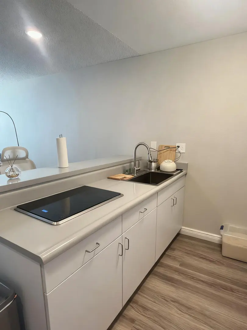 UCLA洛杉磯2b｜帶家具車位｜急拼室友