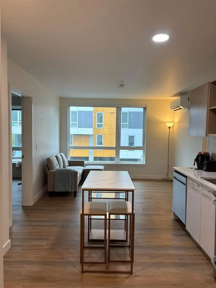 轉墨大旁1b｜可雙人均400｜帶空調洗烘 ～