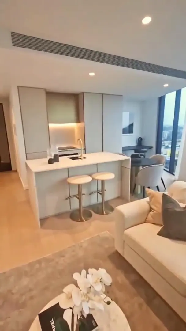 墨爾本找個人接me的1b1b｜價格🉑小🔪！