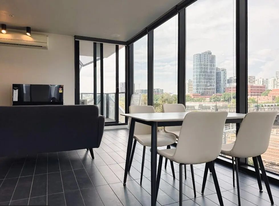 墨爾本docklands轉租 2b2b主臥