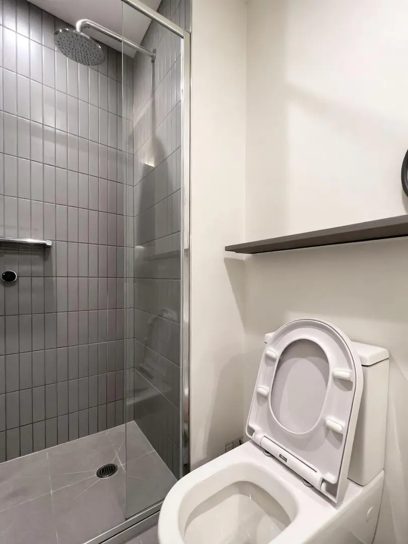 墨大旁轉1b1b｜人均400pw｜帶家具可🔪～