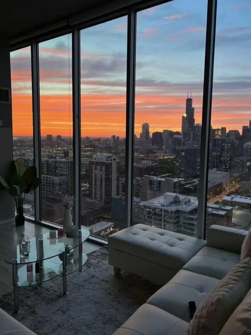 墨爾本租房｜高層落地窗2b 帶房找室友