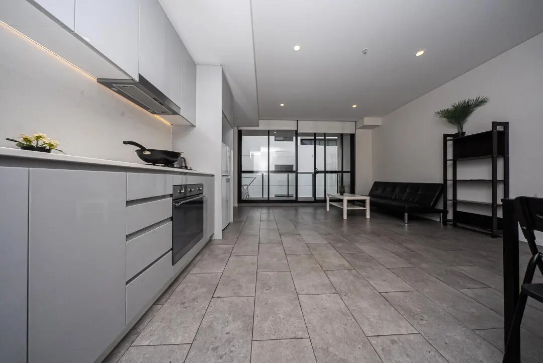 大1b1b空出，手慢🈚️