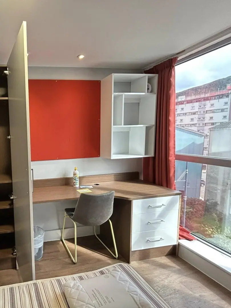 愛丁堡莫雷🚶到學校的ensuite