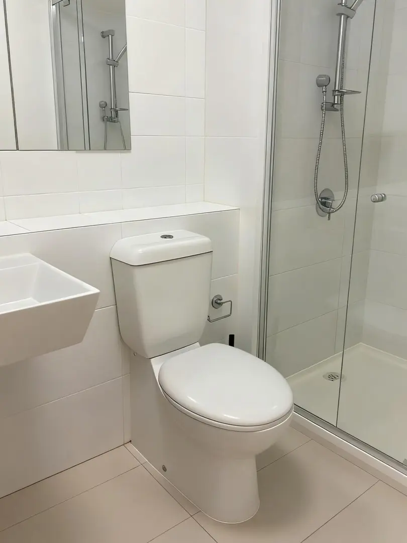 急急急🔥諾丁漢低價轉租2b，包bill帶家具