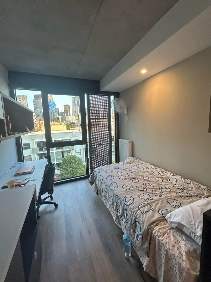 墨大400m好價溫馨小屋｜找人幫忙照顧一下