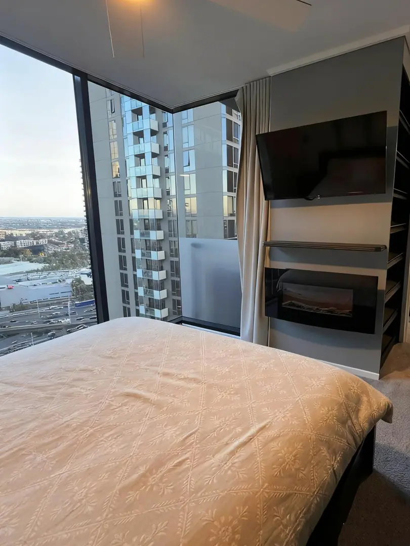 急出 墨爾本高層1b1b不住了 支持雙人可🔪