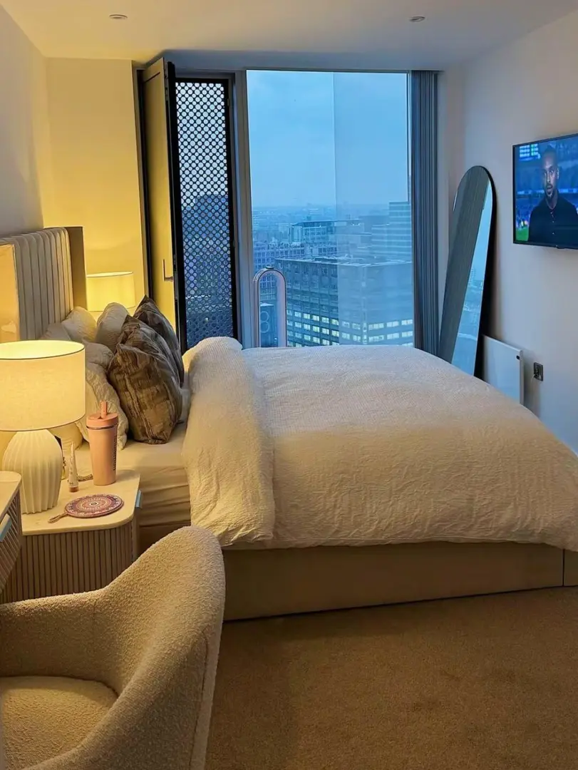 墨爾本房東直租2b2b｜近墨大｜急急急‼️