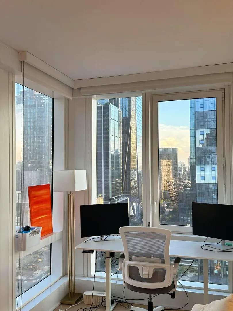 倫敦2b2b 還有人在找房子嘛室友跑了😭