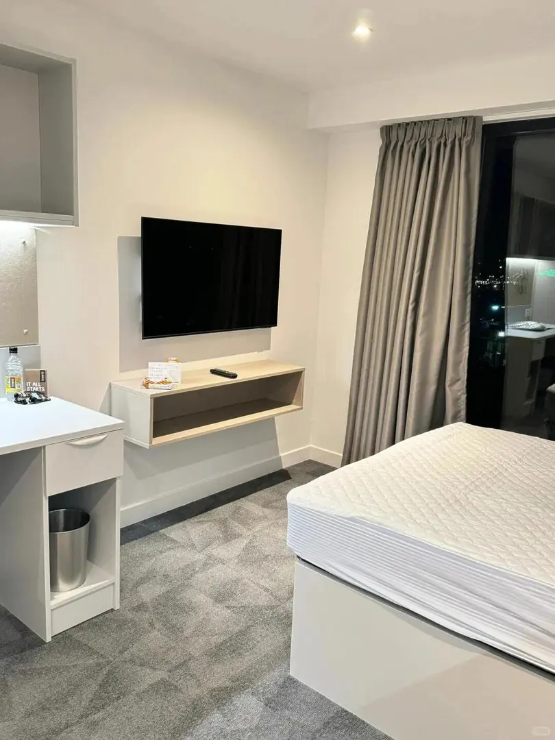 撿漏❗️曼城低價➗曼大旁studio～包bills