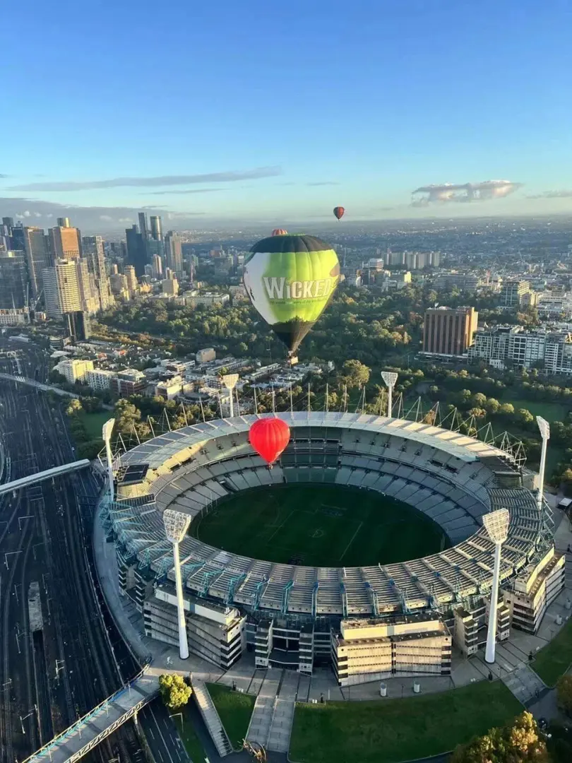 墨爾本瘋了！AFL總決賽本周六開踢，附攻略
