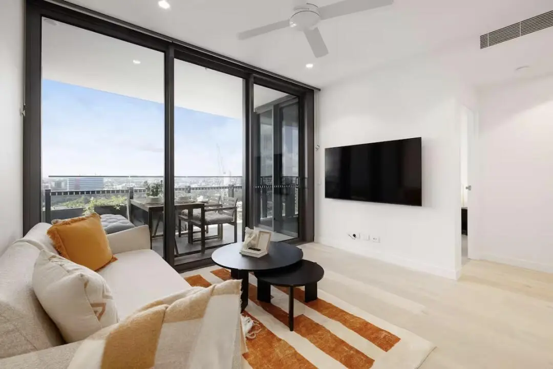 布里斯班➗1b1b｜超大落地窗直接鎖死！🔒