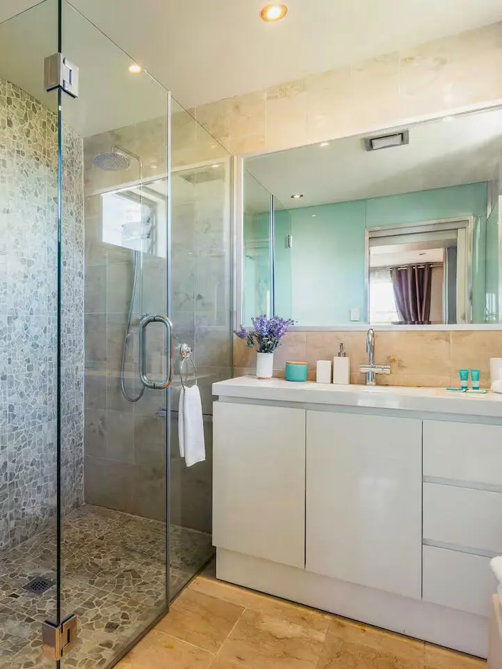 Camperdown區2b2b｜步行到雪梨大學帶🅿️