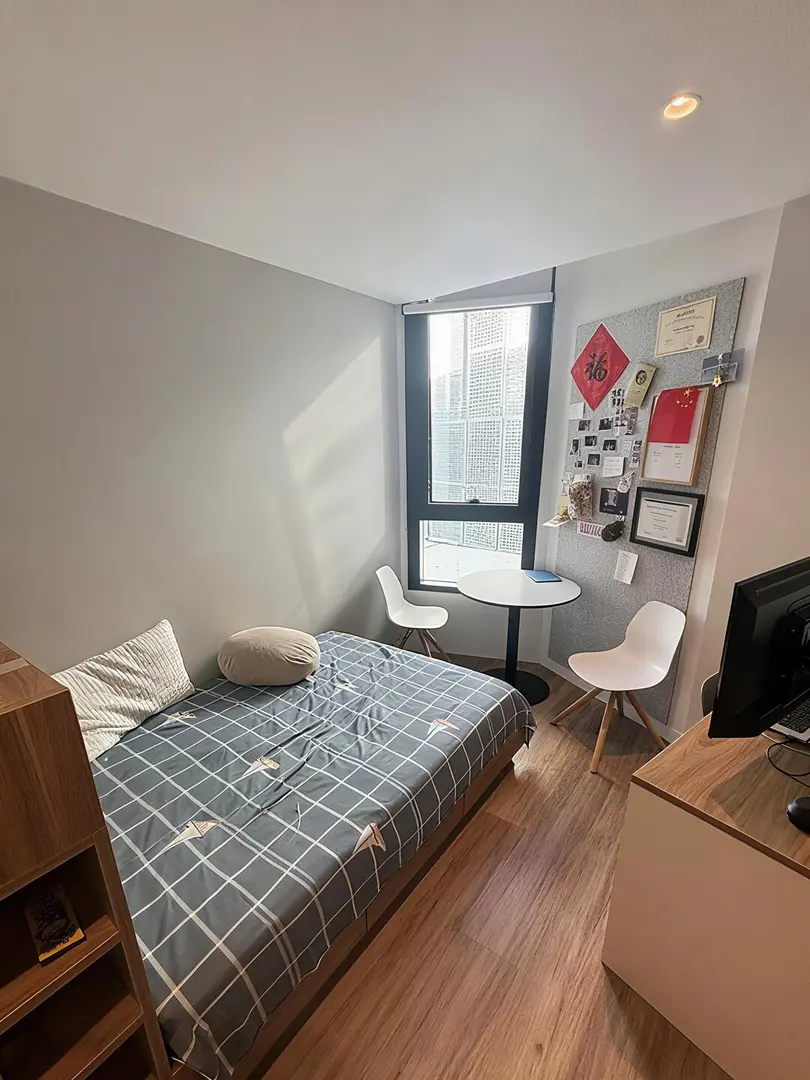 墨爾本studio招室友 包bill家具 腿兒著上學