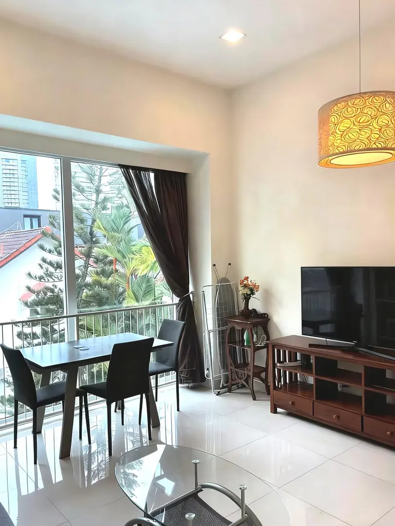 新加坡1b1b公寓，近地鐵站～（急➗）