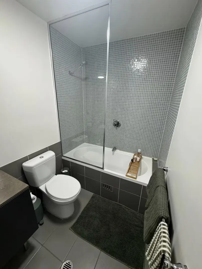 布里斯班熱騰騰的1b1b｜租客剛走