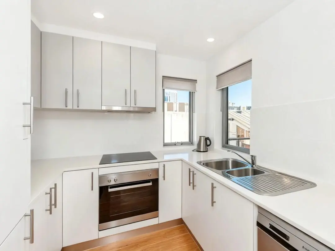 珀斯 2b2b即刻起租 靠近西澳大學