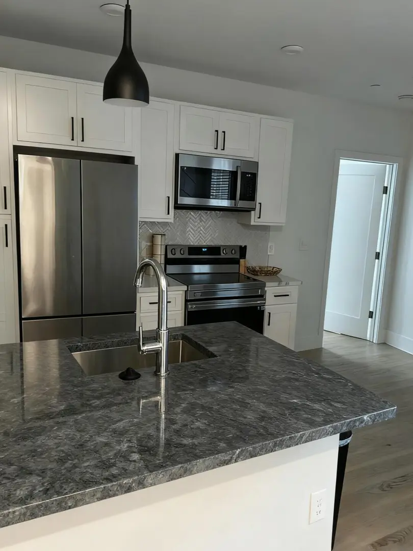 雪梨-Zetland區-2b-400ppw拼低素質室友