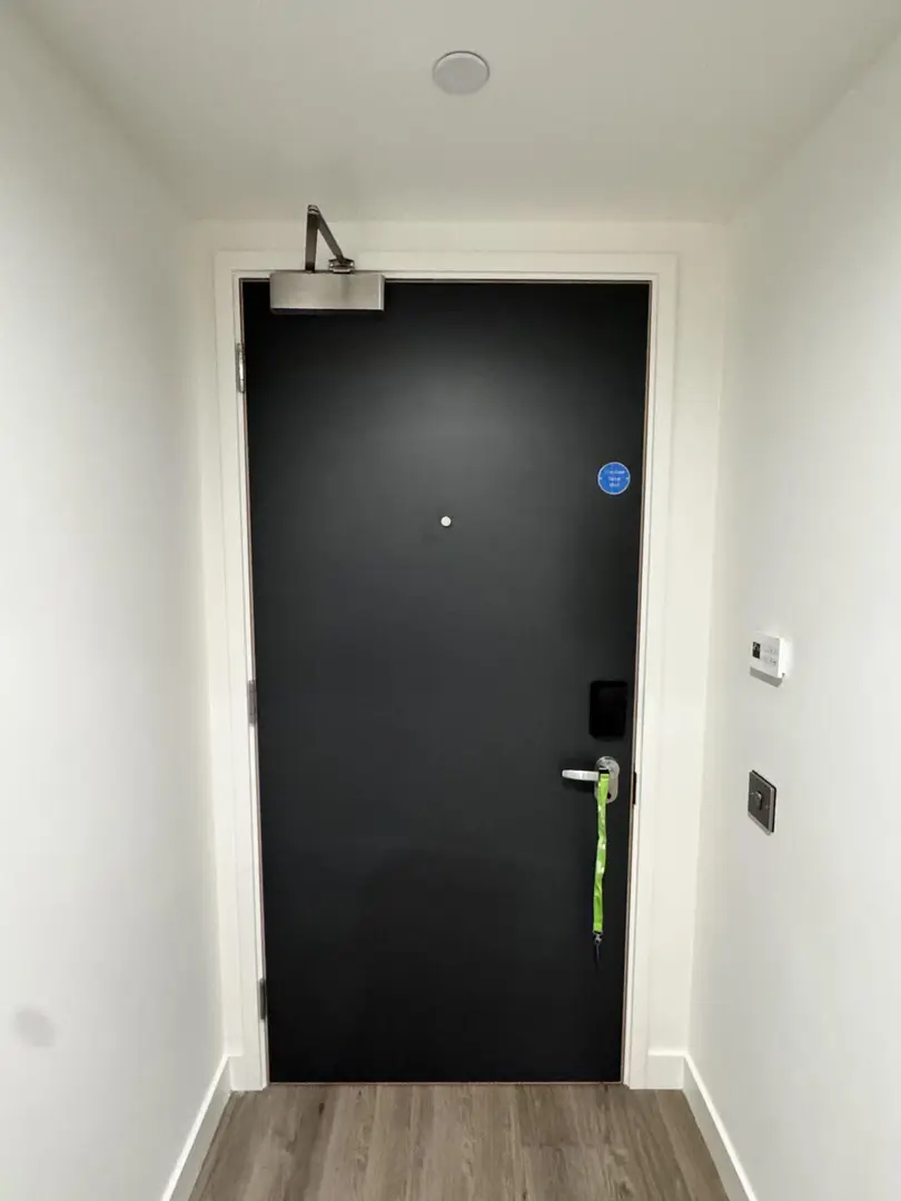 倫敦近學校，帶空調洗碗機，一個人巴適～