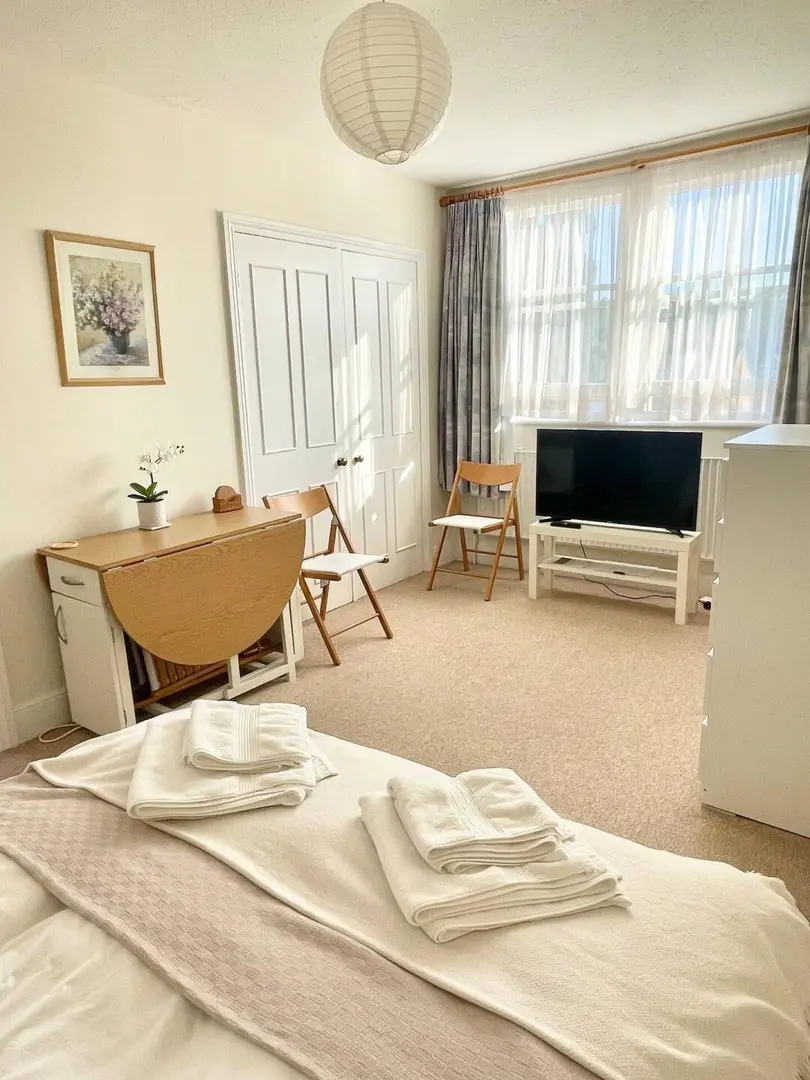 曼城studio找下個租客｜搬家轉租二百出頭