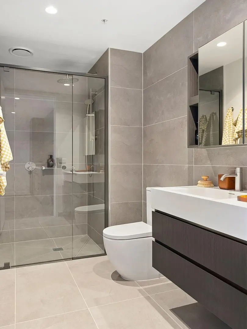 墨大/RMIT學生黨看過來！高層落地窗1b1b