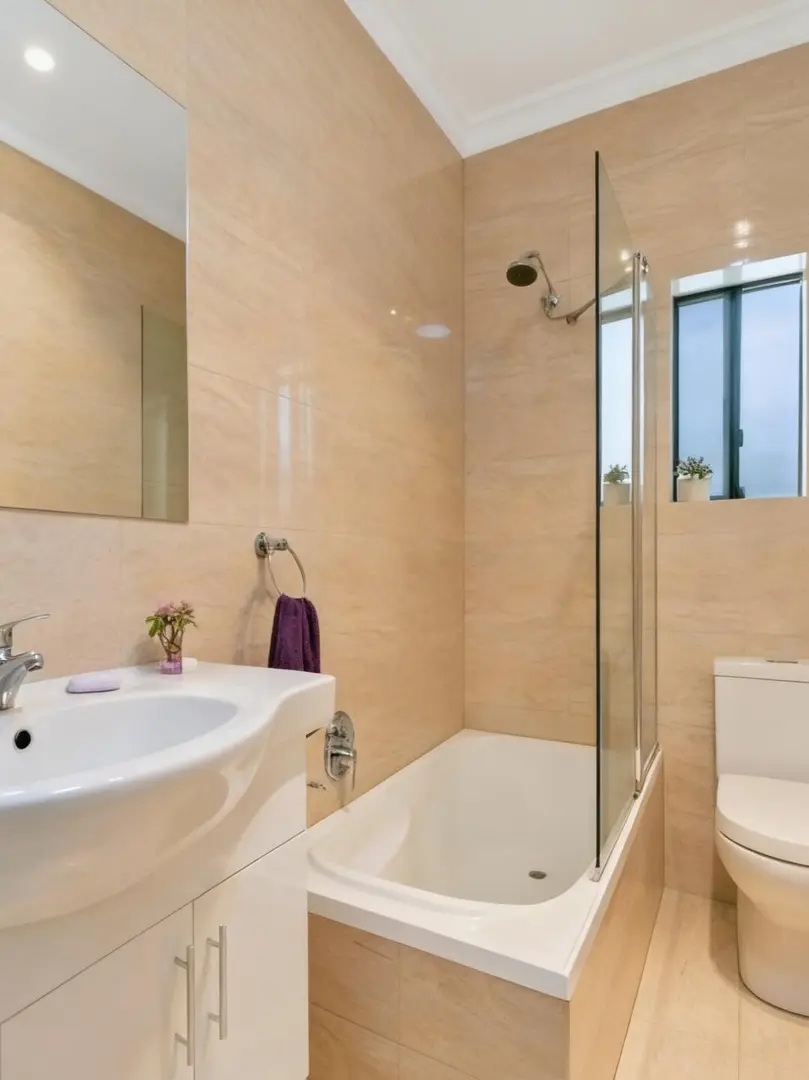 阿德萊德大學3b主臥轉租｜可短租包bill～