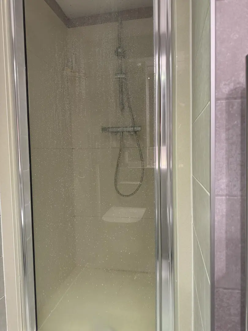 🚶10芬中到利茲大學的studio還不到200 ？