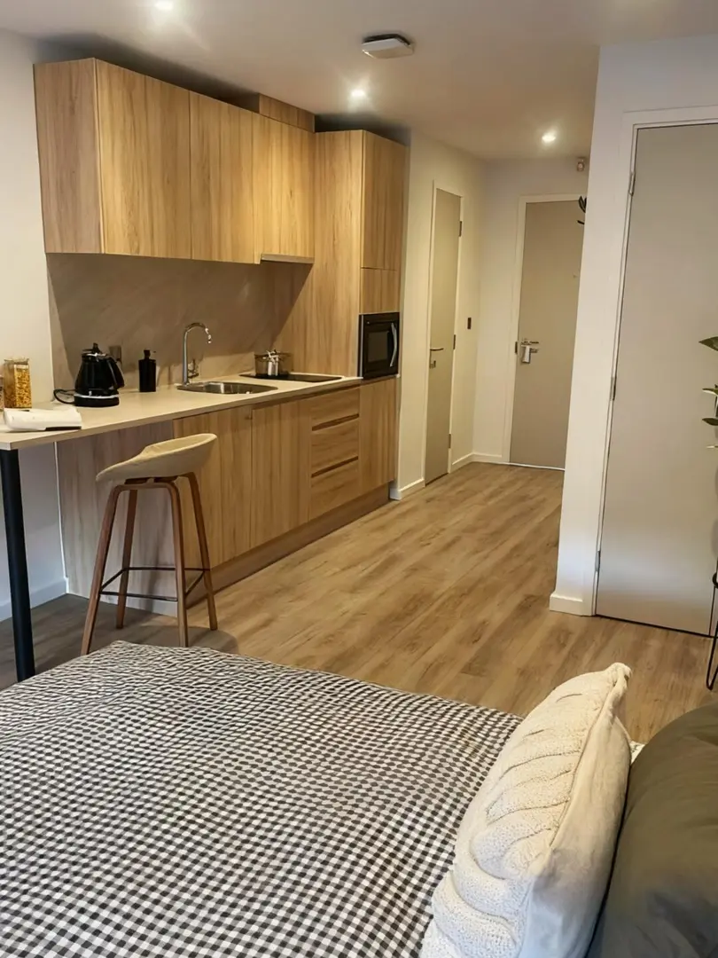 利茲市中心大studio｜包bill｜花小錢辦大事