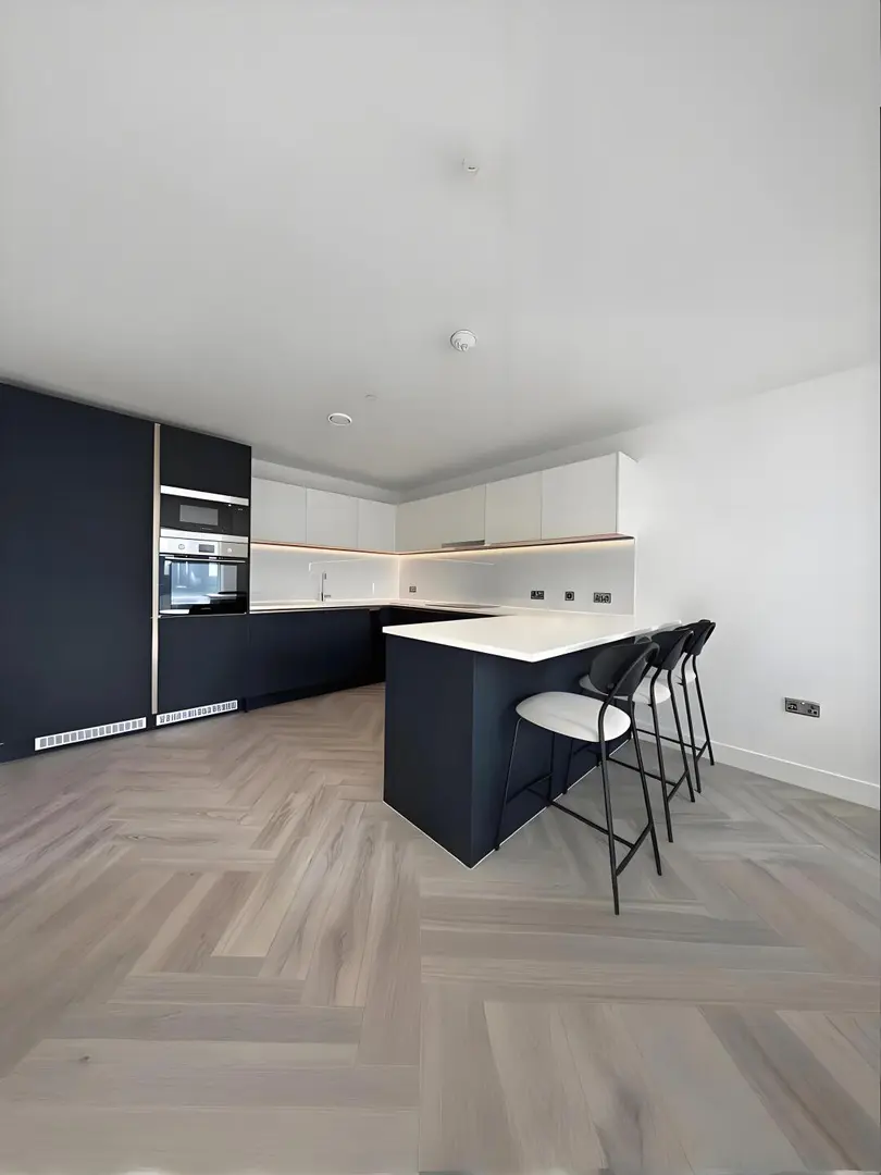 近曼大1b1b，落地窗大空間，找下一任主人~