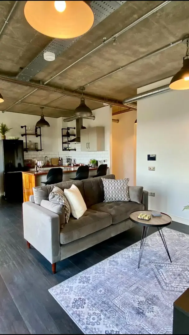 倫敦➗2b2b｜轉租可小🔪