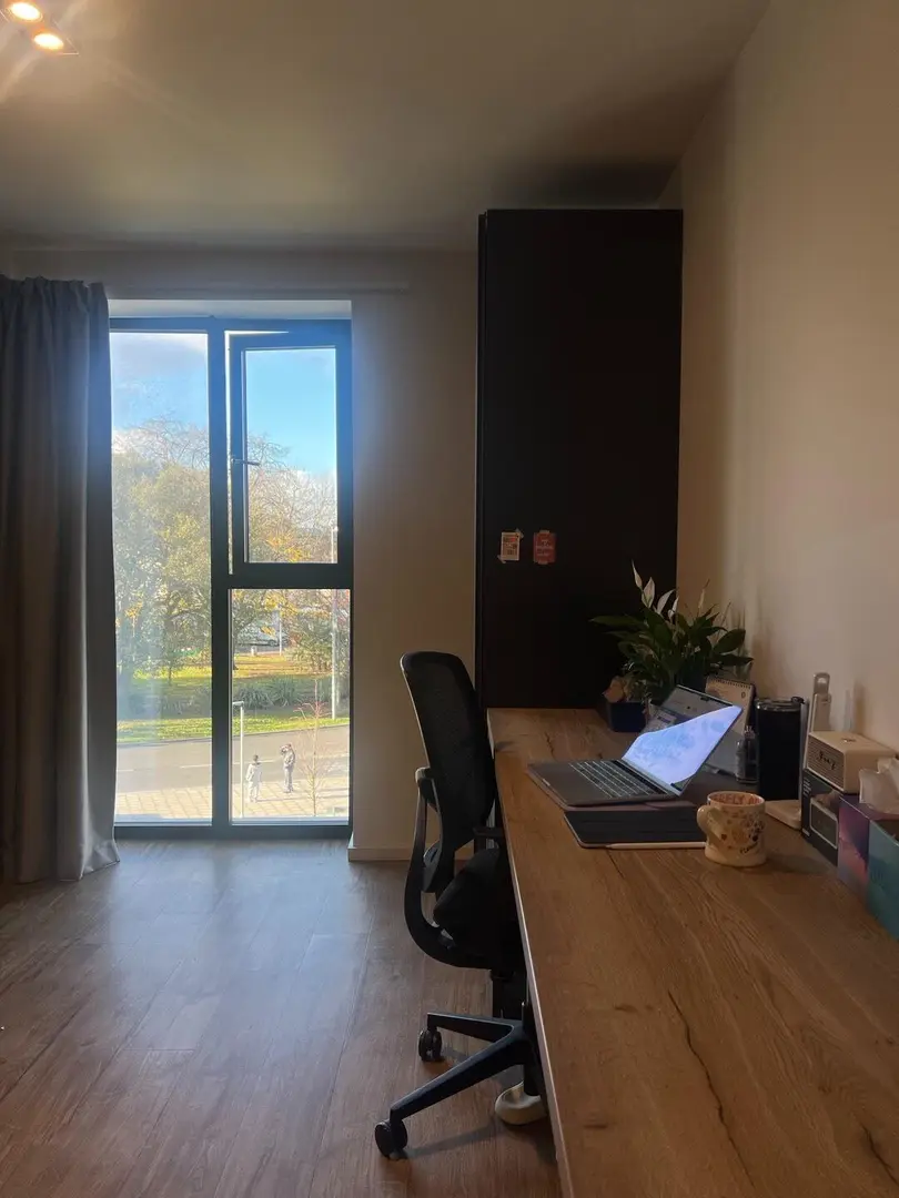 華威門口轉我的studio，特價🧱