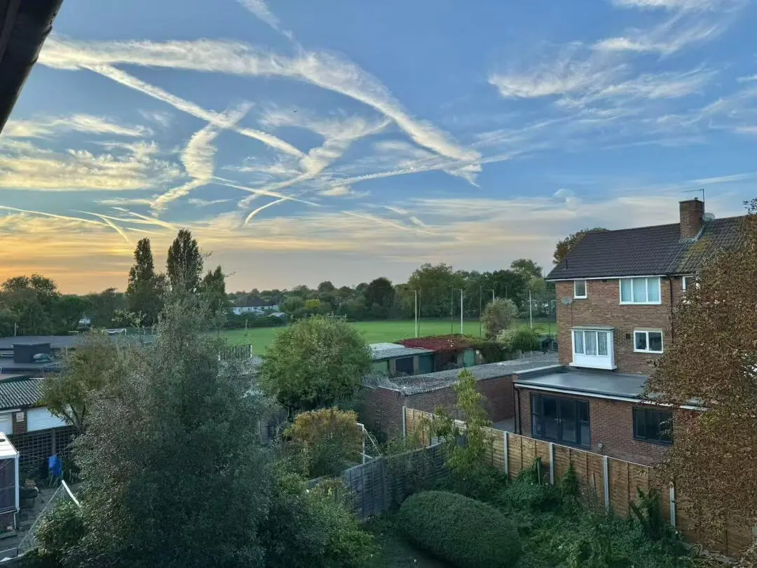 倫敦不到200pw-2b1b戶型找室友