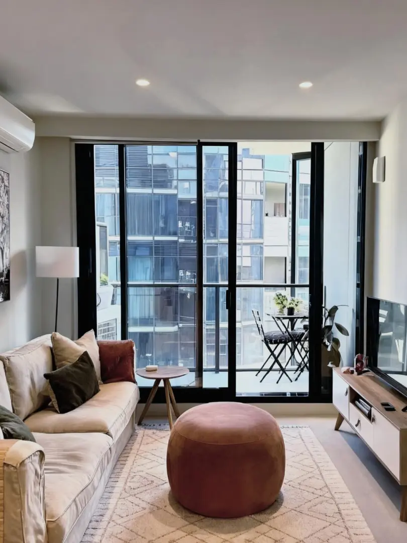 布里斯班1b1b｜➗帶陽台大落地窗