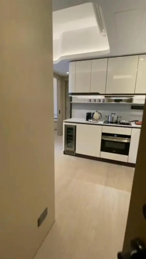 香港蘇豪｜兩房一廳找下一任租客🙋‍♀️