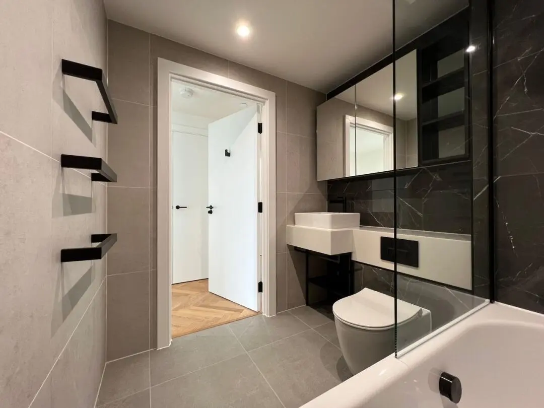 倫敦合租 人均三百➕