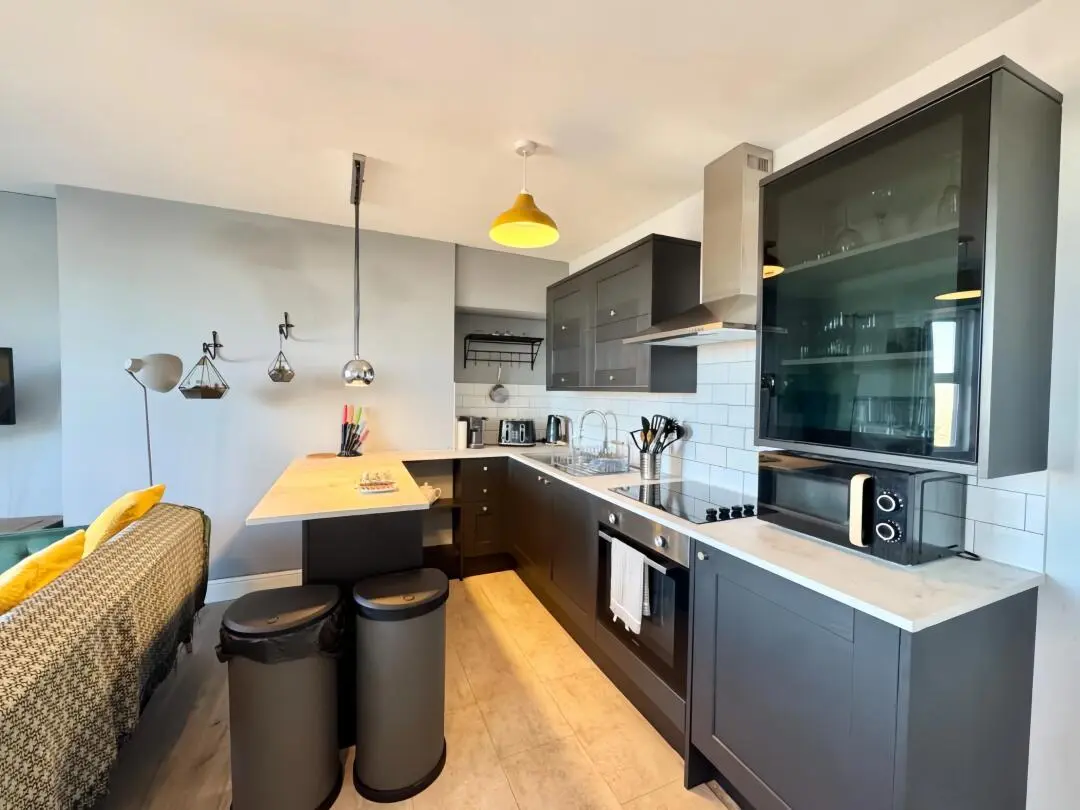 UAL留子福音！精緻studio步行到校