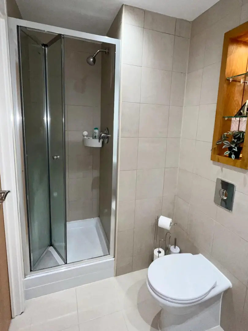 謝菲爾德 1b1b隨緣出｜房東直租