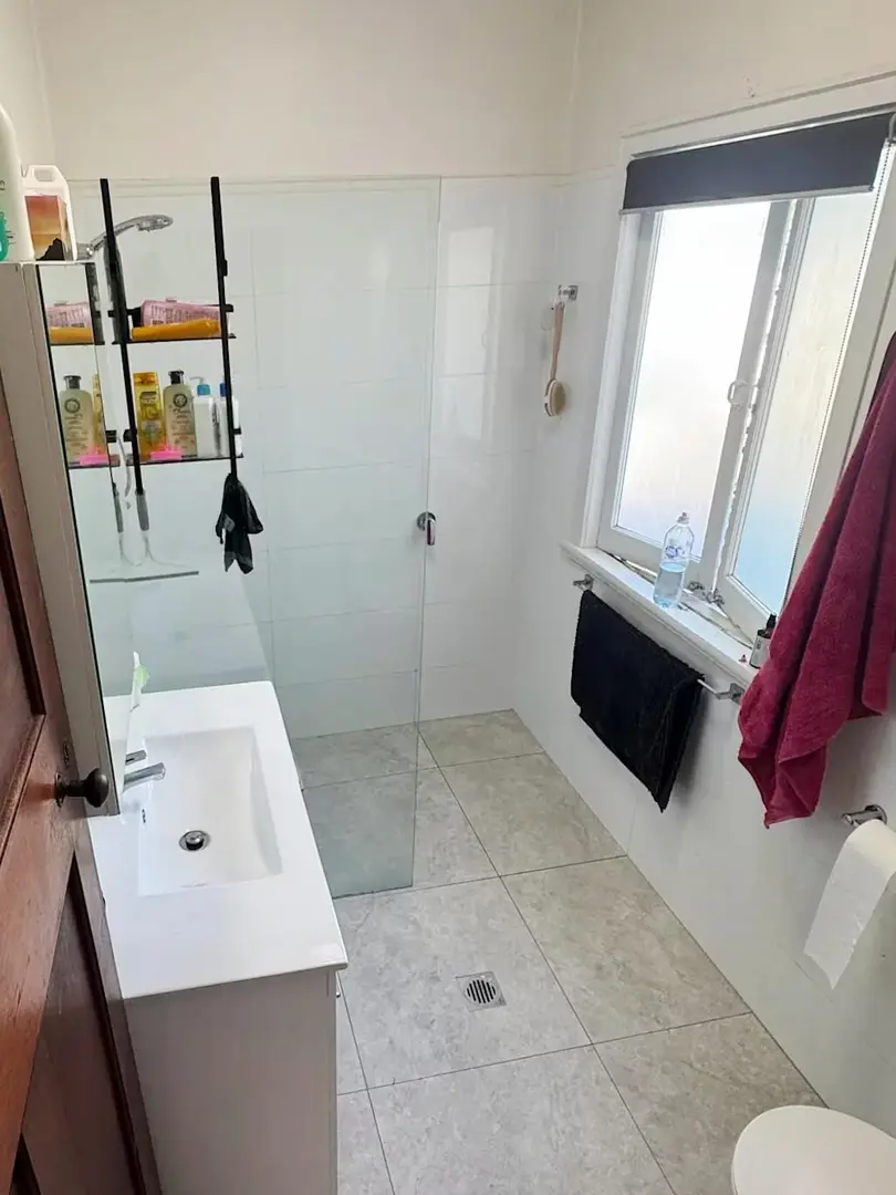 布里斯班city，4b蹲個室友，近UQ&QUT