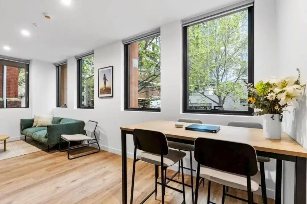 墨爾本4b2b 低至3xxpw 近RMIT 🔅