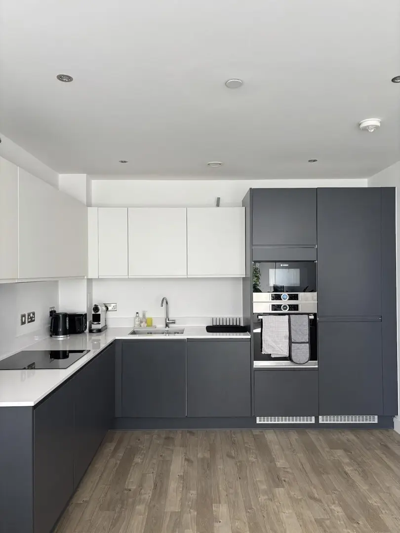 倫敦City溫馨1b1b轉租！急出可小🔪！