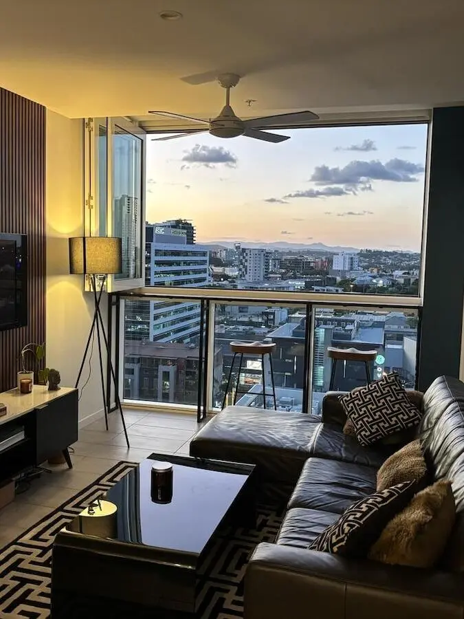 布里斯班➗1b1b溫馨小屋｜400➕ppw