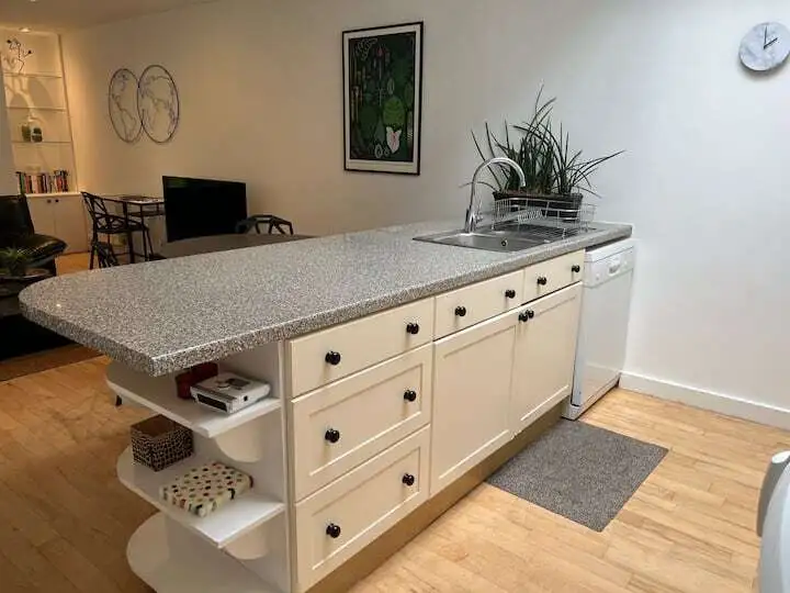 倫敦一區 | 2b2b轉租｜300pw