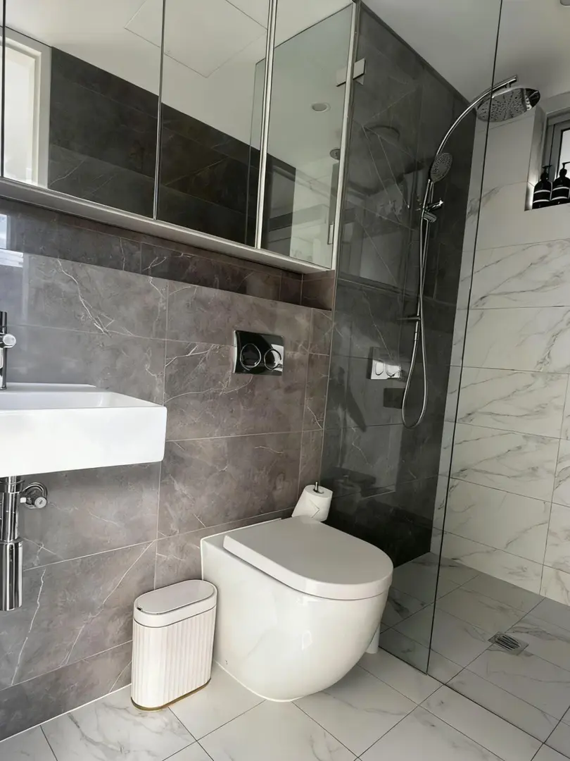 雪梨近UNSW的1b1b真的沒人接手嗎｜帶陽台～