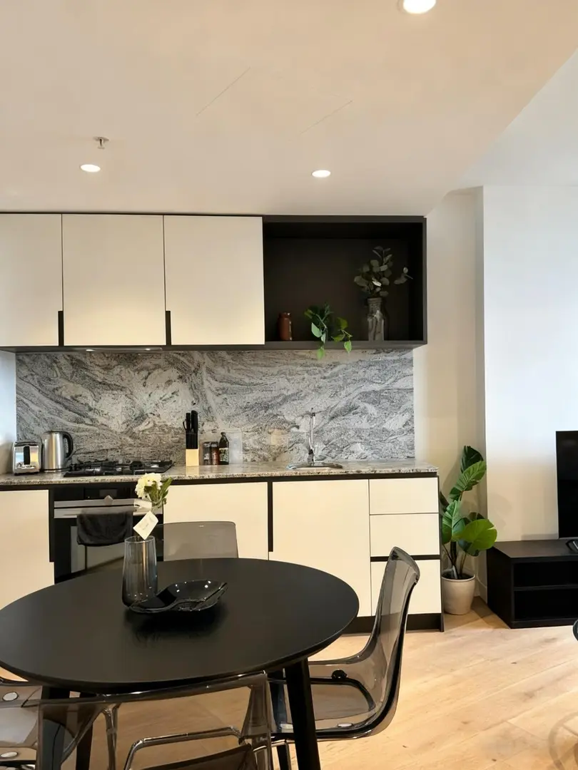 布里斯班轉帶露台的1b1b｜可🔪