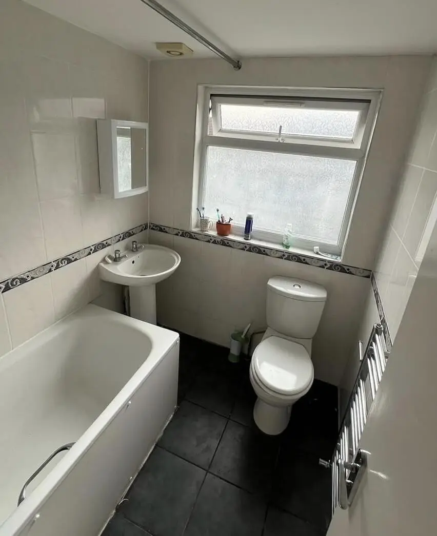 倫敦1b1b｜3xx交通超順+獨衛獨廚！🉑️短