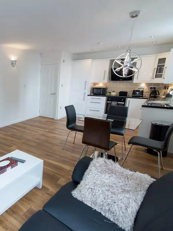 利茲大學旁1b1b含淚出，包bill