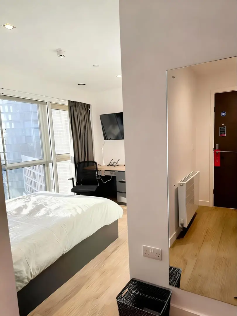 華威新公寓！大落地窗爽流淚了！全包bill