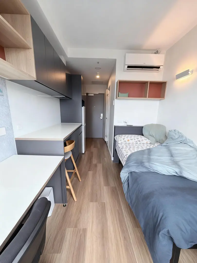 墨爾本studio，走路上學包bill還帶落地窗！